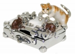 Статуэтка Кот и мыши на чемодане серебро ST586