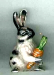 Кролик с морковкой средний серебро с эмалью  ST643-2